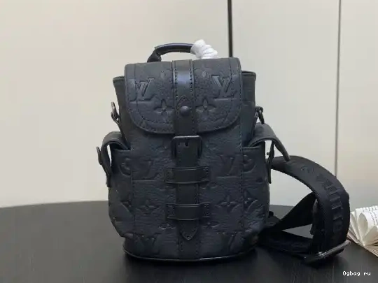 VUITTON Christopher LOUIS Nano 0706